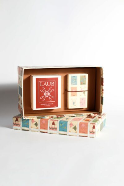 Kit Vela Mandarina Especiada + Caixa de Fósforo Cosmos