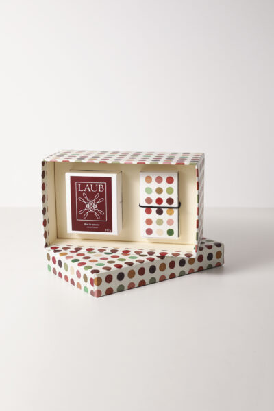 Kit Vela Flor de Amora + Caixa de Fósforo Bolinha